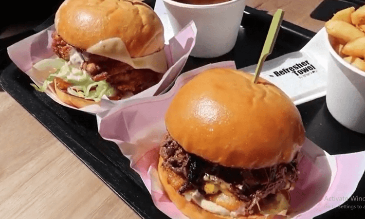 Balwyn Canteen Burgers