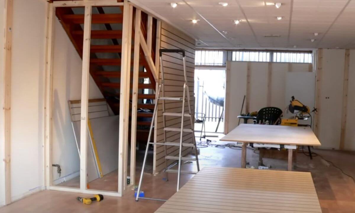 Shopfiter Rails Melbournes top 10 Shop Fitters